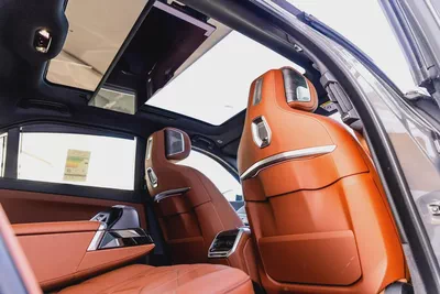 2026 BMW 735i Excellence | GCC Specs | 2,527 KM | 2 Years Warranty | AED 365,000-11