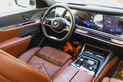 2026 BMW 735i Excellence | GCC Specs | 2,527 KM | 2 Years Warranty | AED 365,000-14