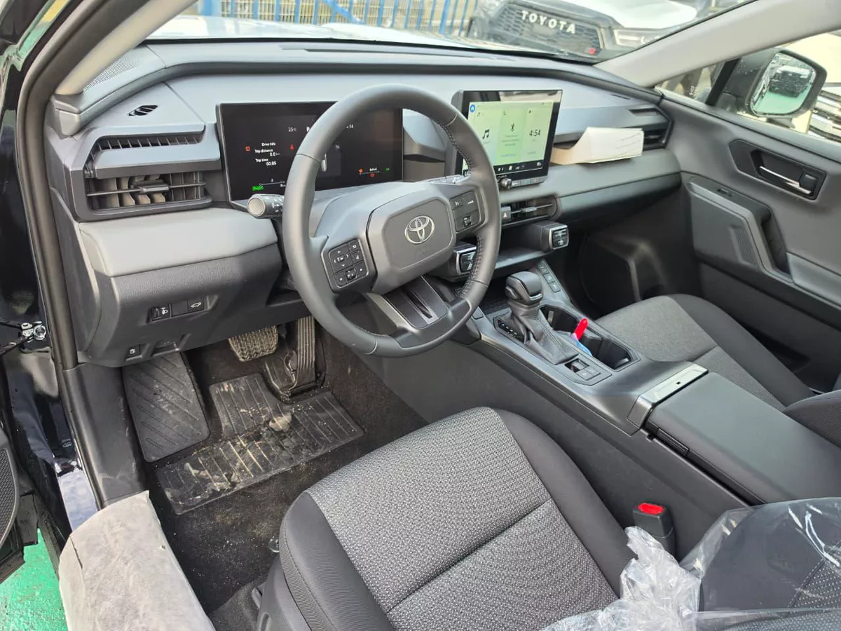 Toyota RAV4 AXAL64 Hybrid 2026 – 2.5L AWD | Hybrid-7-7
