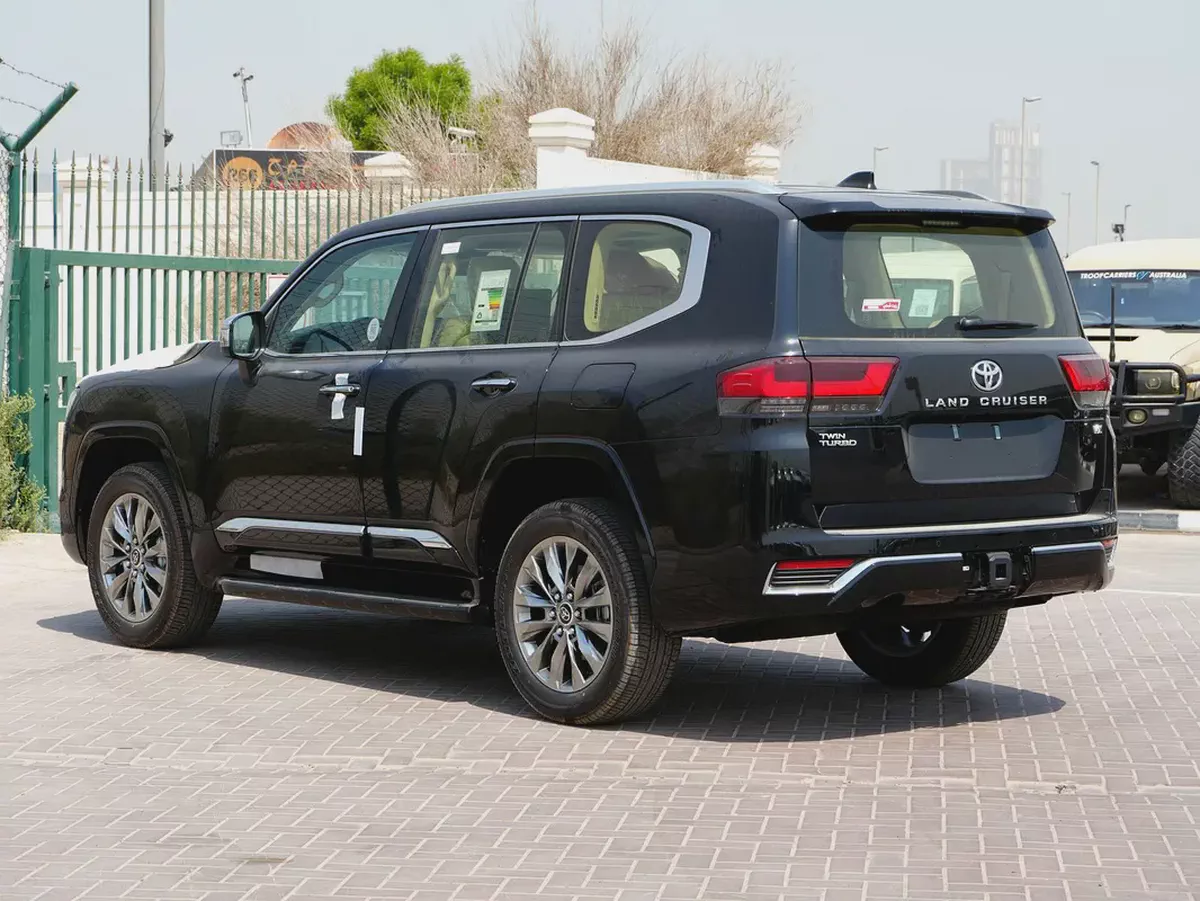 TOYOTA LAND CRUISER VX 3.5L GCC 7-SEATS BRAND NEW 0KM-3-3