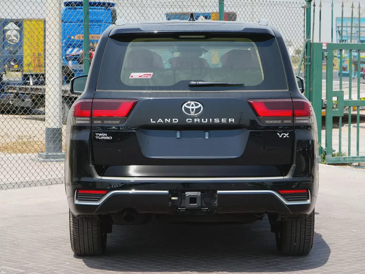 TOYOTA LAND CRUISER VX 3.5L GCC 7-SEATS BRAND NEW 0KM-4-4