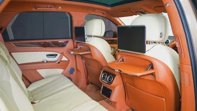 2017 Bentley Bentayga Signature | GCC Specs | Fully Maintained-4