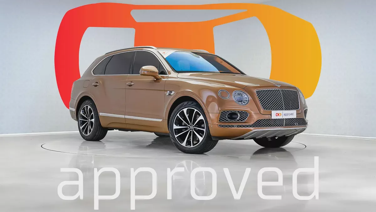 2017 Bentley Bentayga Signature | GCC Specs | Fully Maintained