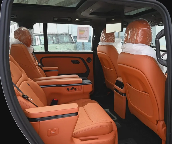 Rox Adamas First-Class 2026 GCC Specs - خليجي ضمان الوكيل