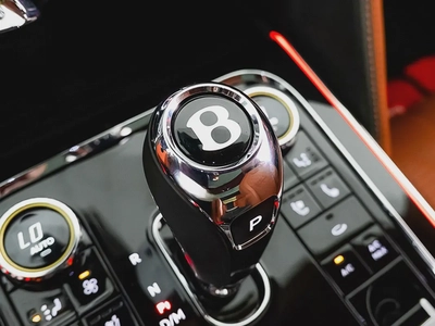 14,200 AED / 60 months | 20% DP | 2023 Bentley Flying Spur V8 / Bentley Warranty and Service Contrac-8
