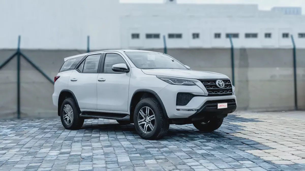 2026 Toyota Fortuner GX 4x2 2.7L Petrol AT - RWD