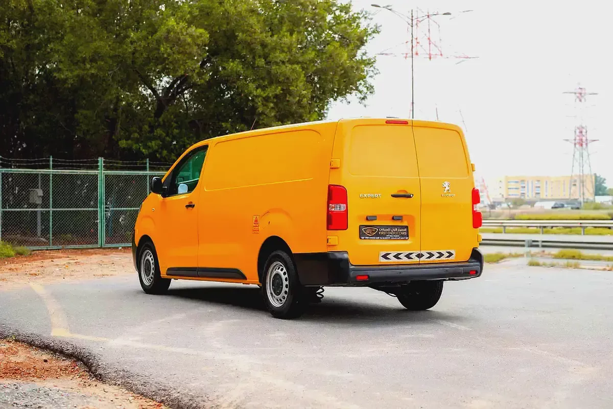 Peugeot Expert | Delivery Van | Automatic Diesel | GCC Specs | Ref#P01949-3-3