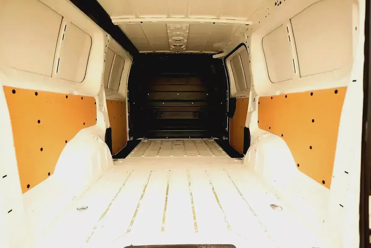 Peugeot Expert | Delivery Van | Automatic Diesel | GCC Specs | Ref#P01949-6-6