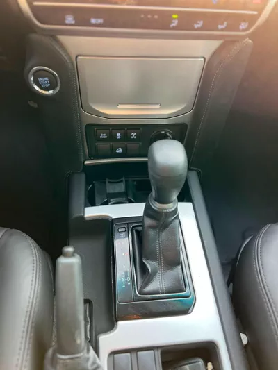 Toyota Prado TX-L 2021 Toyota Prado - Leather & Electric Seats - Push Start - 2.8L V4 Deisel Fuel - Japan Specs --21