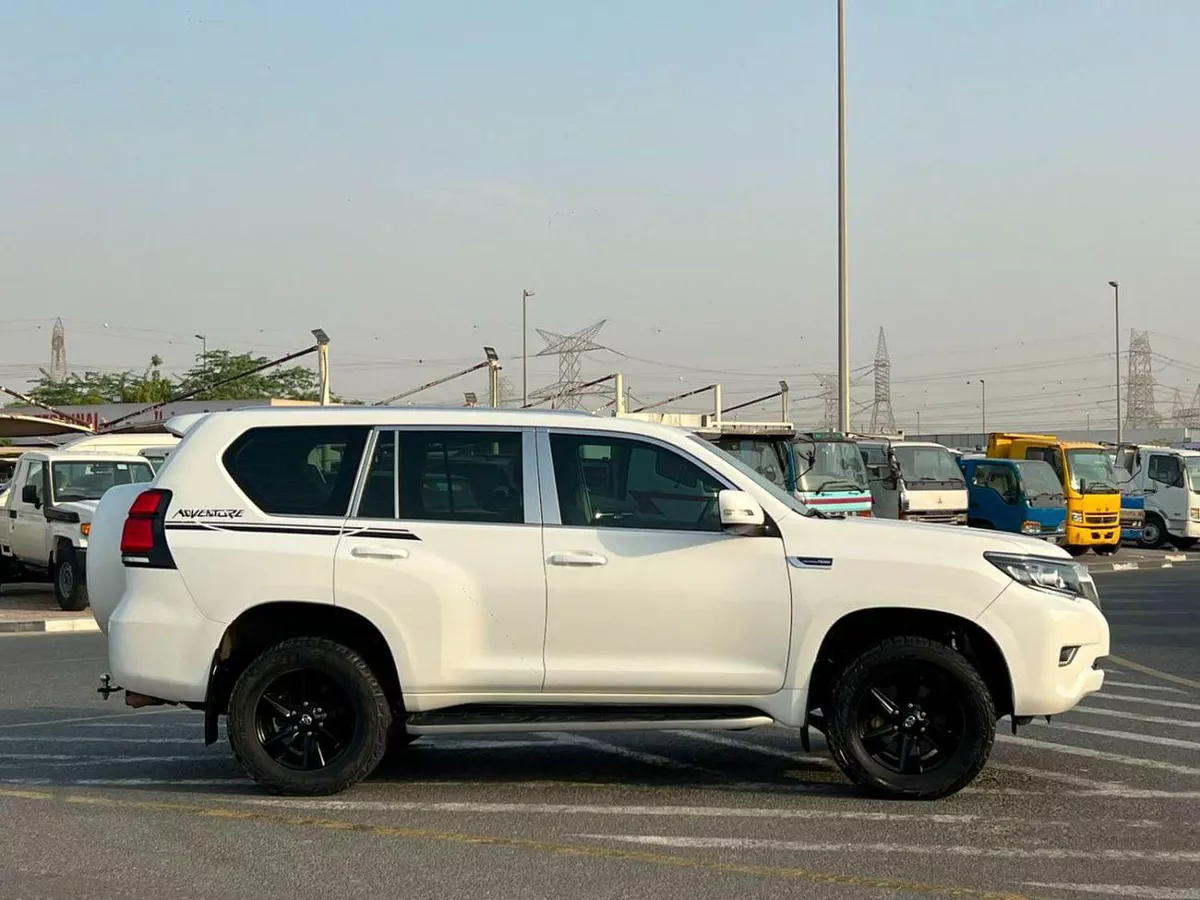 Toyota Prado TX-L 2021 Toyota Prado - Leather & Electric Seats - Push Start - 2.8L V4 Deisel Fuel - Japan Specs --4-0