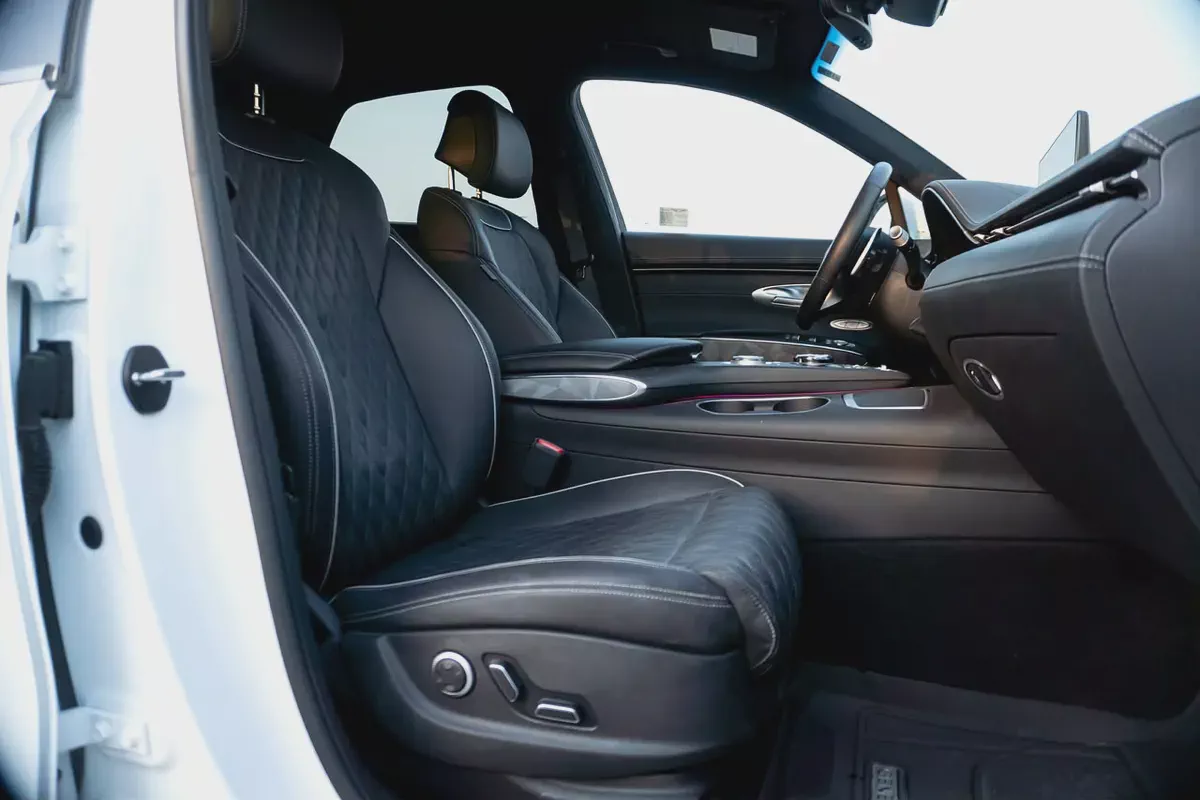 2025 Genesis GV70  American Specs prestige-18-18