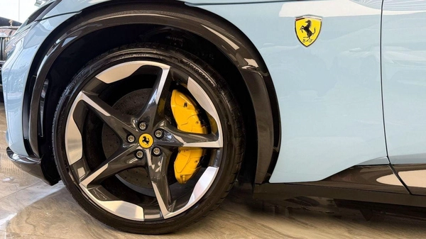 Ferrari Purosangue STD Ferrari Purosangue 2025 – V12 - China Blue