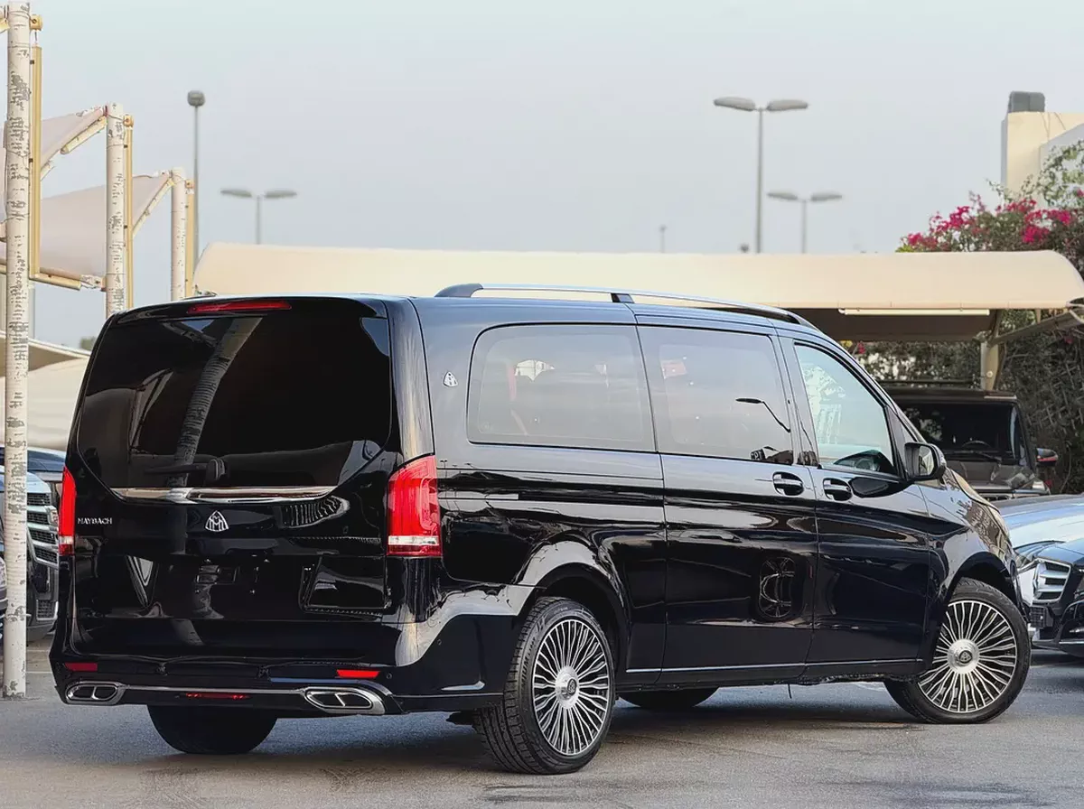 Mercedes-V250 VIP Maybach KIT Out Side And In Side-5-5