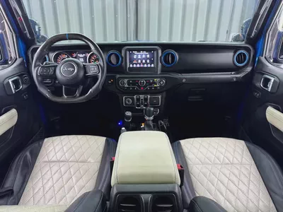 2020 Jeep Gladiator Sport 4x4 | Jeepers Edition | GCC | Well Maintained-16