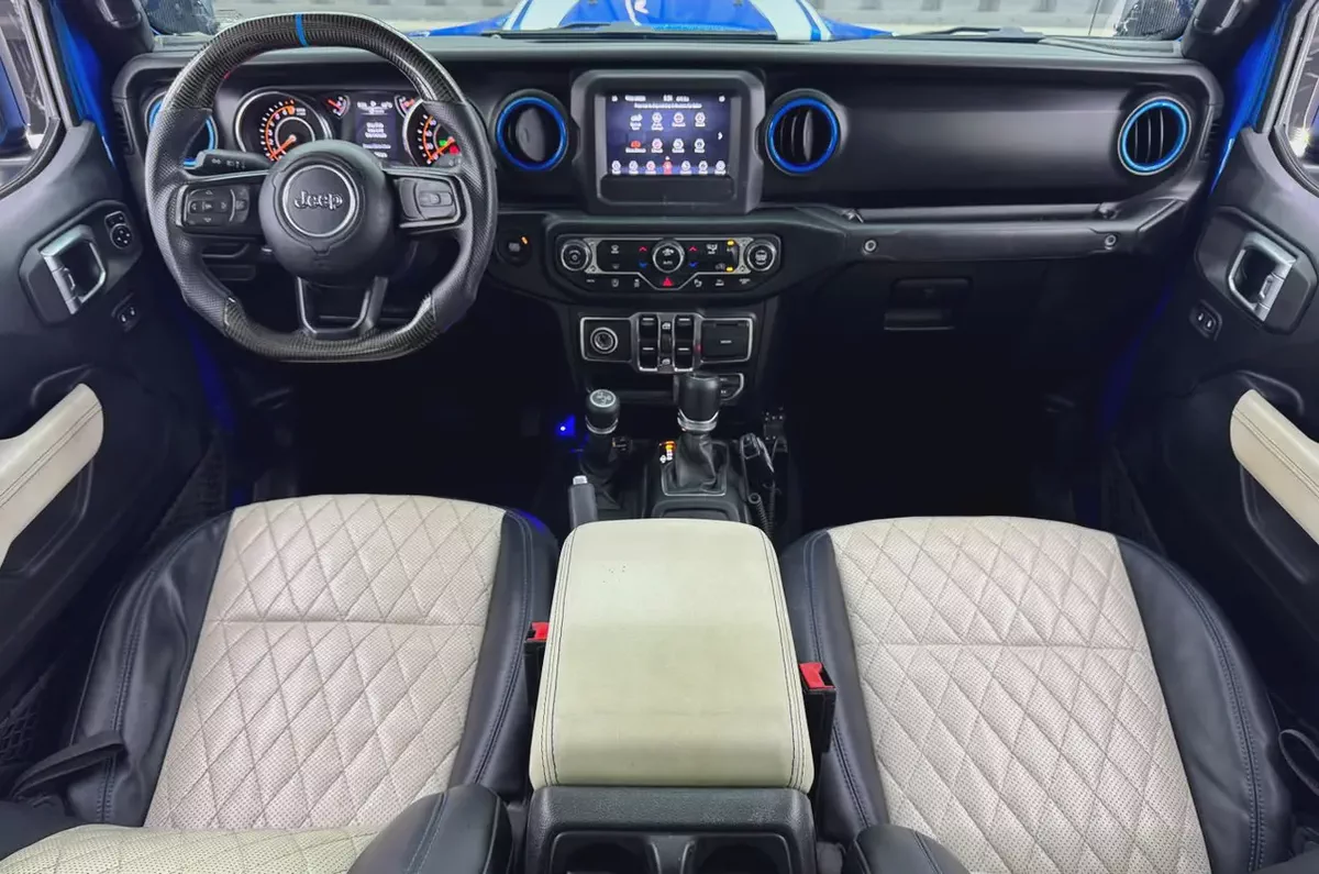 2020 Jeep Gladiator Sport 4x4 | Jeepers Edition | GCC | Well Maintained-17-17