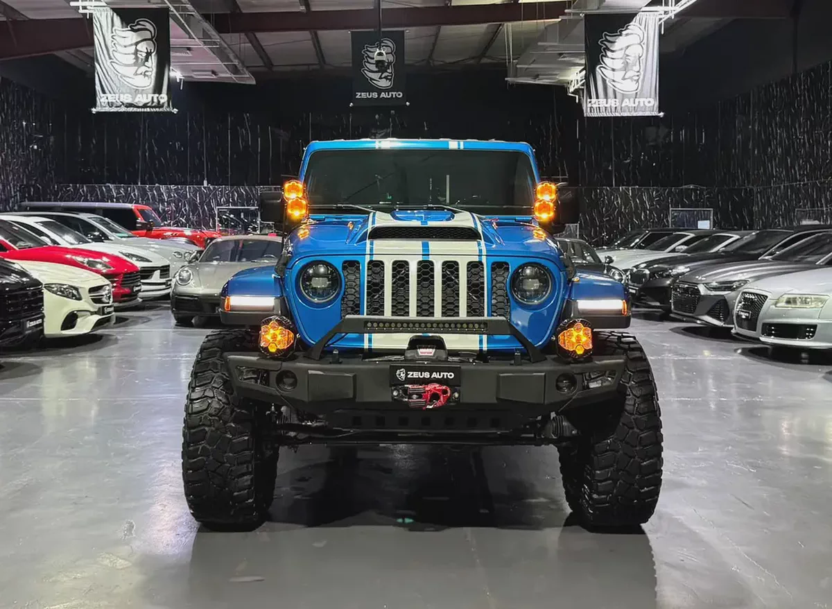 2020 Jeep Gladiator Sport 4x4 | Jeepers Edition | GCC | Well Maintained-1-1
