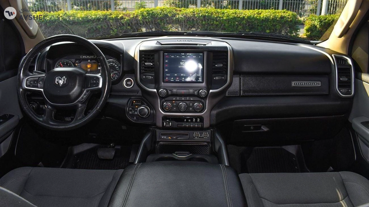 RAM 1500 BIGHORN-4-4