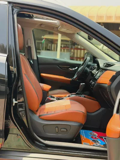 Nissan Rogue SL 2017 - Full Option, American Specs-8