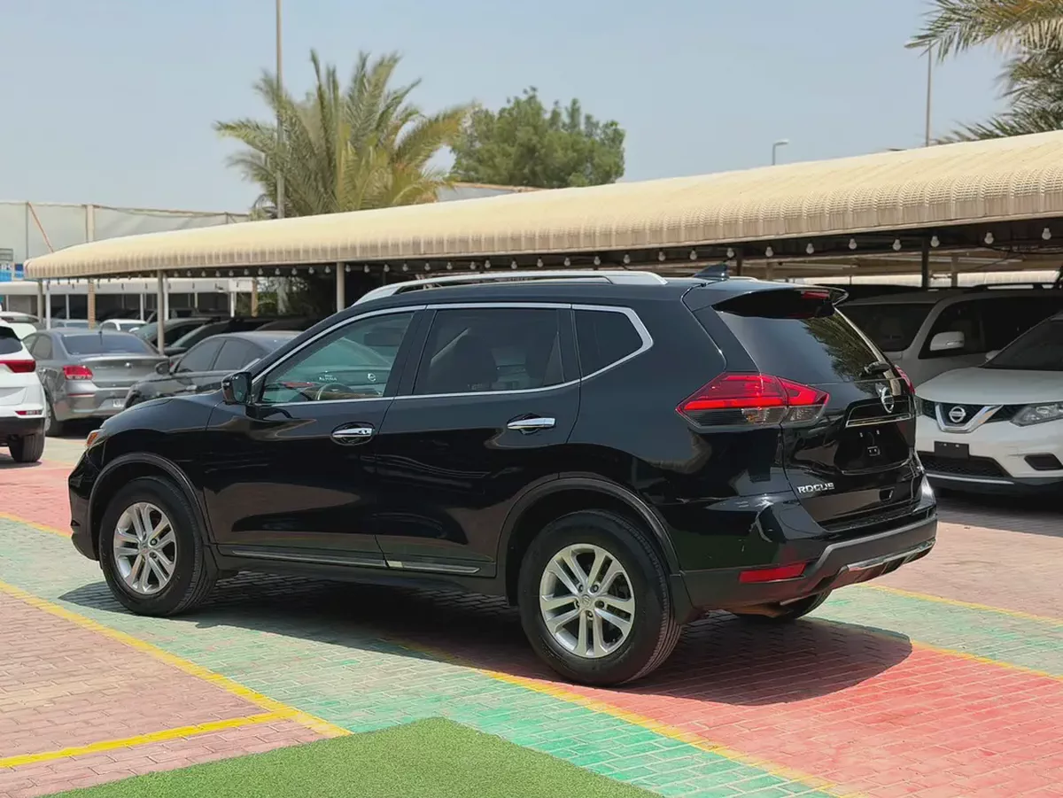 Nissan Rogue SL 2017 - Full Option, American Specs-3-3