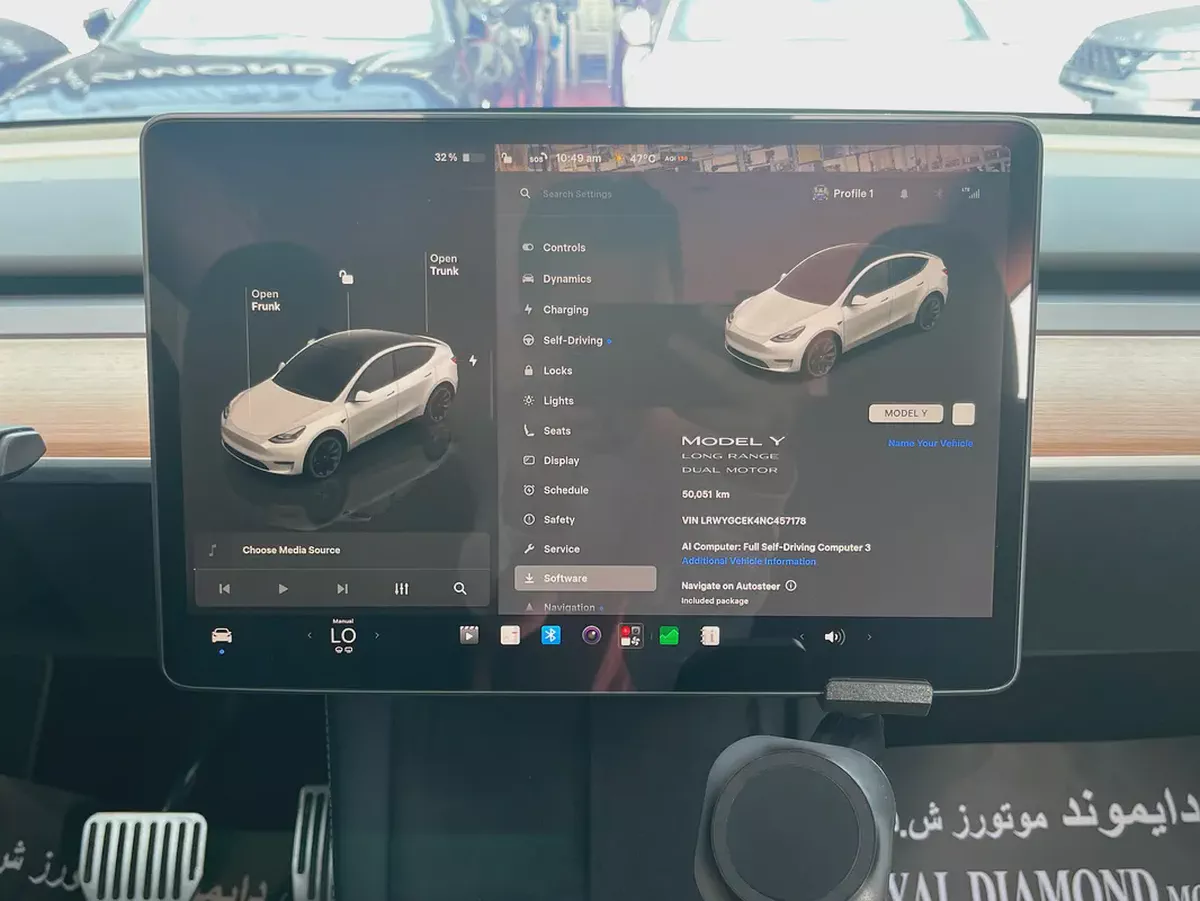 Tesla model Y Long Range 2022 GCC Under Warranty From Tesla-13-13