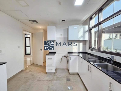 The Cozy & Lavish 3 BR Villa for Rent in Nasma Residence-10
