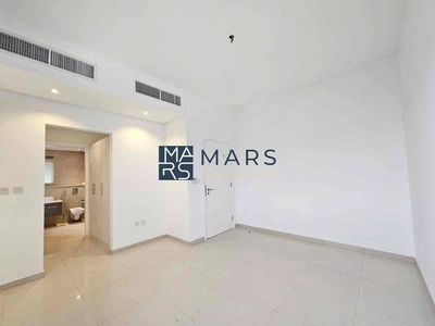 The Cozy & Lavish 3 BR Villa for Rent in Nasma Residence-13