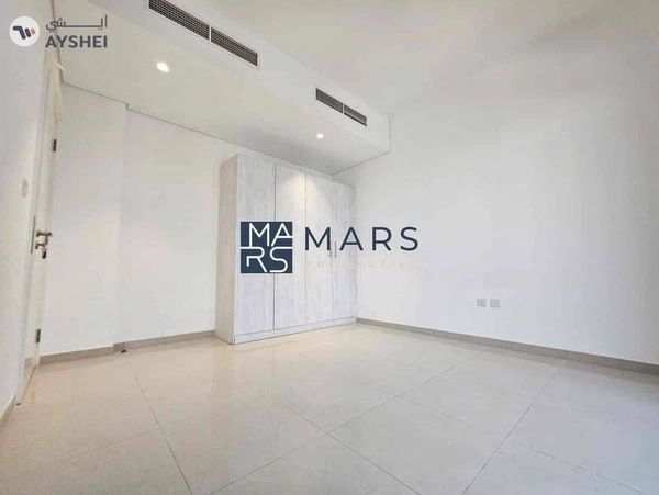 The Cozy & Lavish 3 BR Villa for Rent in Nasma Residence