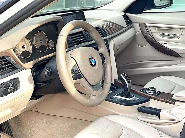 BMW | 3 SERIES | 328i Modern | ORIGINAL PAINT | FREE ACCIDENT | LOW MILEAGE
