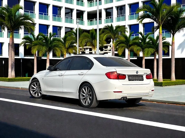 BMW | 3 SERIES | 328i Modern | ORIGINAL PAINT | FREE ACCIDENT | LOW MILEAGE