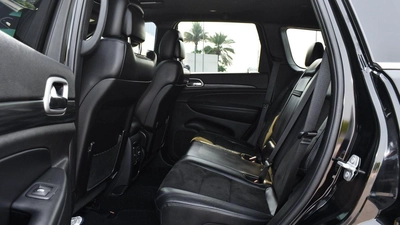 Jeep Grand Cherokee 3.6L V6  With SRT Badge-6