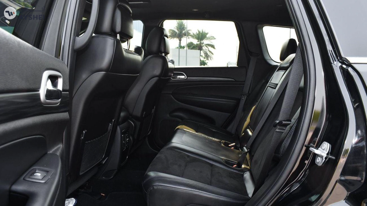 Jeep Grand Cherokee 3.6L V6  With SRT Badge-6-6