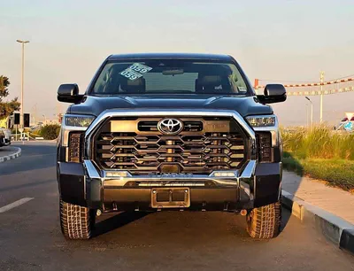 Toyota Tundra STD (NON GCC) CREWMAX TRD SR5/ 4WD/ VERY LOW MILEAGE/ ORG AIRBAG/ LOT#9666-2