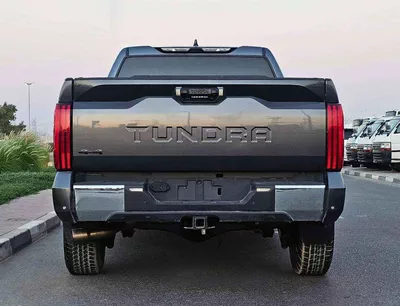 Toyota Tundra STD (NON GCC) CREWMAX TRD SR5/ 4WD/ VERY LOW MILEAGE/ ORG AIRBAG/ LOT#9666-3