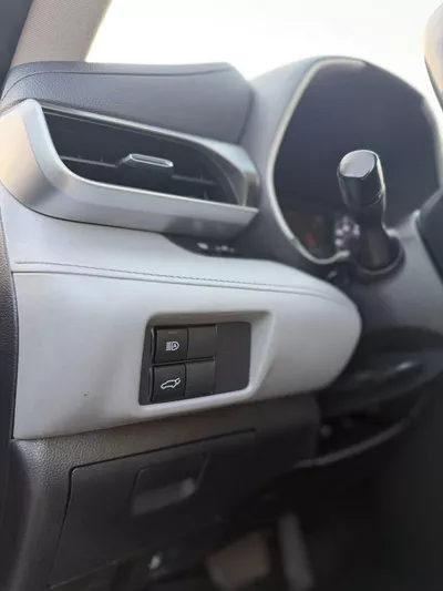 Toyota Highlander  2020 Toyota Highlander Full Option 3.5L V6 - SunRoof - Full Radar System - 7 Seater - Push Start-15