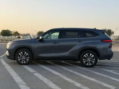Toyota Highlander  2020 Toyota Highlander Full Option 3.5L V6 - SunRoof - Full Radar System - 7 Seater - Push Start-3