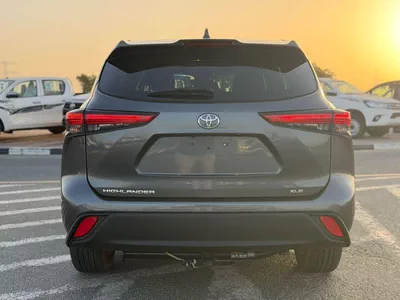 Toyota Highlander  2020 Toyota Highlander Full Option 3.5L V6 - SunRoof - Full Radar System - 7 Seater - Push Start-5
