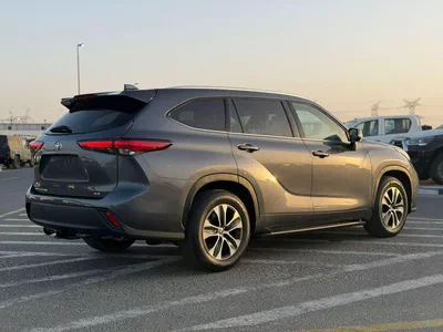 Toyota Highlander  2020 Toyota Highlander Full Option 3.5L V6 - SunRoof - Full Radar System - 7 Seater - Push Start-7