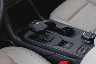 2,742 P.M |  Everest XLT | 0% Downpayment | FORD WARRANTY-9