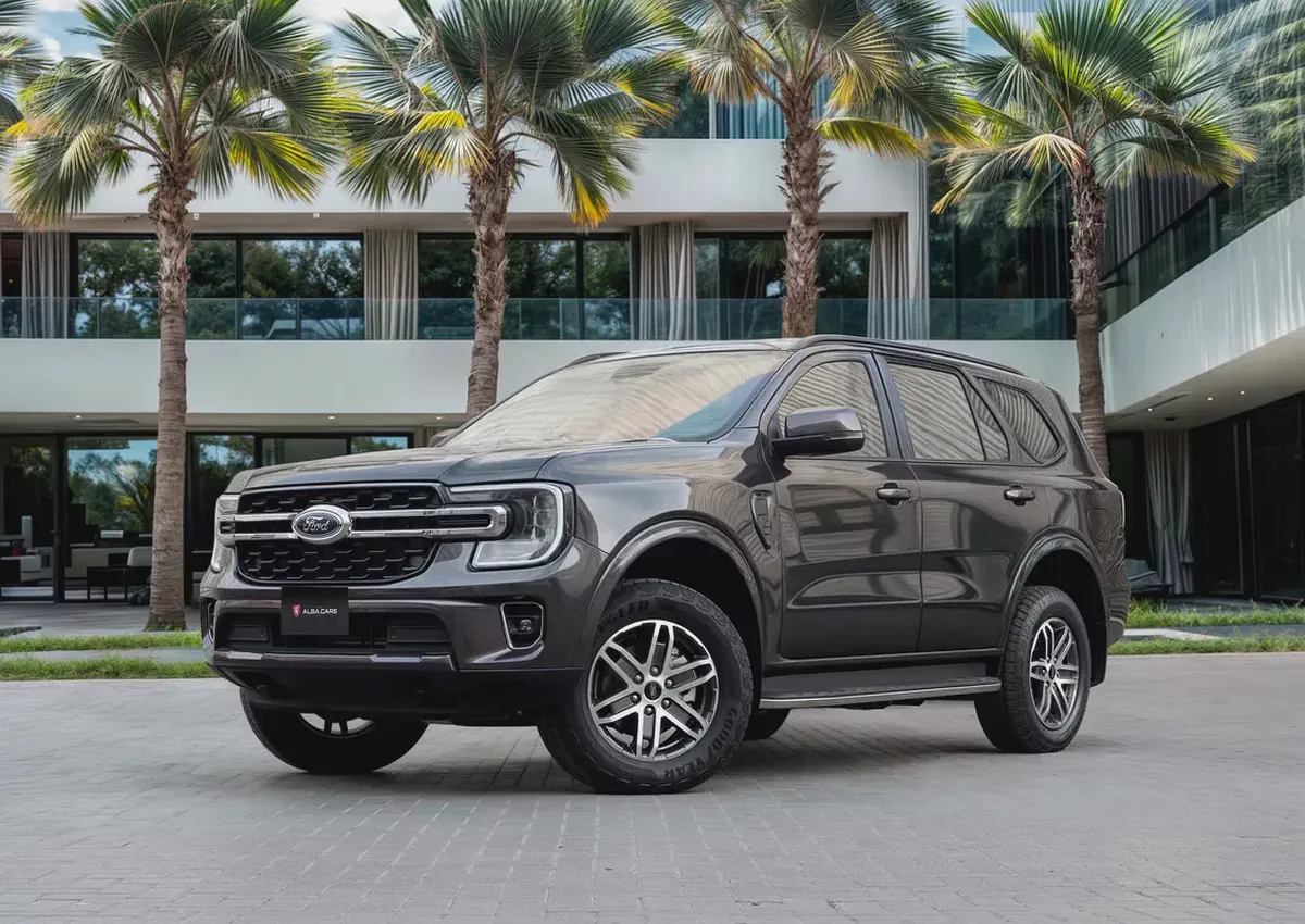 2,742 P.M |  Everest XLT | 0% Downpayment | FORD WARRANTY