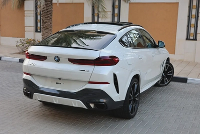 BMW X6-XDrive40i-2024-47000KM-GCC SPECS-UNDER WARRANTY SERVICE- EXCELLENT CONDITION-3