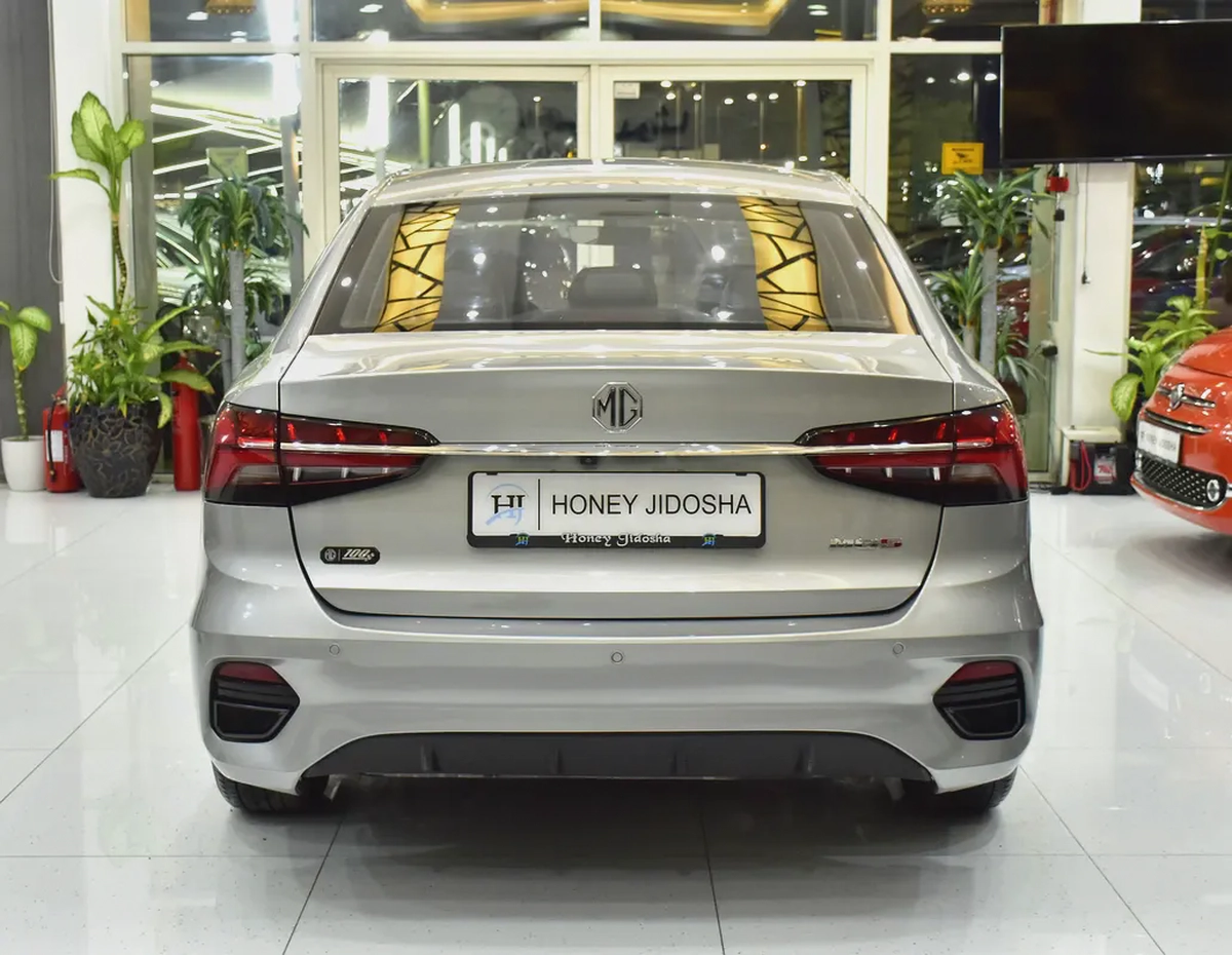 AED 571 EMi for 5Yrs | MG 5 ( 2025 Model ) in Silver Color GCC Specs-6-6