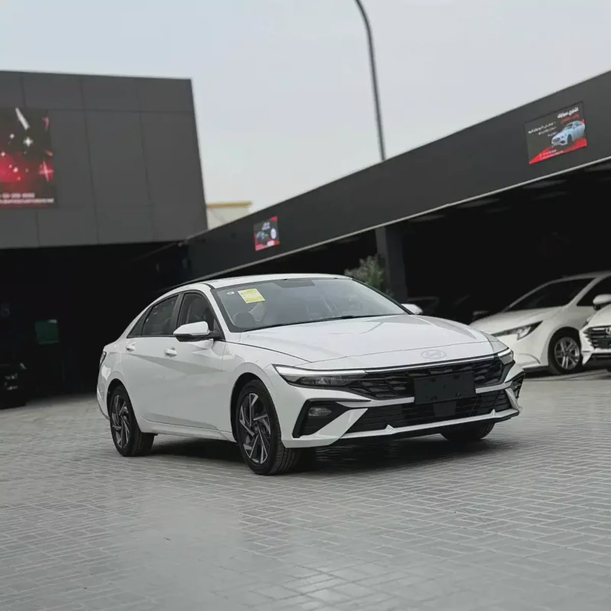 2025 Hyundai Elantra GLX Elite - Chinese Specs - Brand New!-2-2