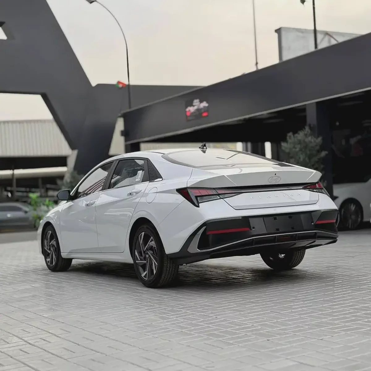 2025 Hyundai Elantra GLX Elite - Chinese Specs - Brand New!-3-3