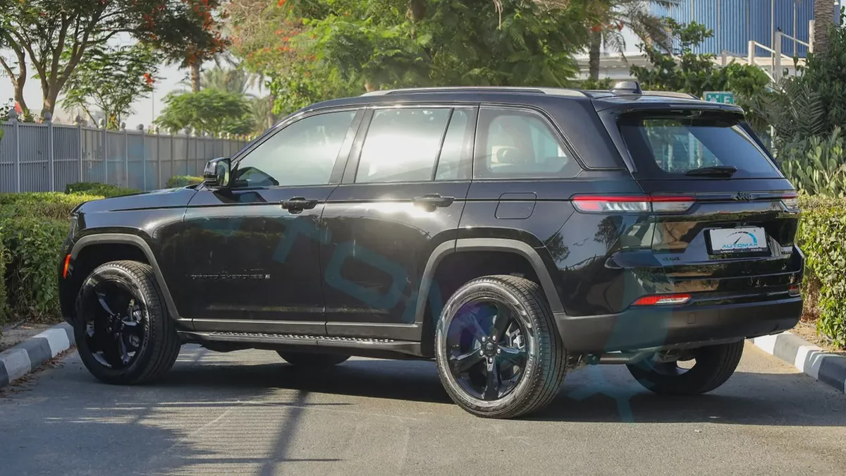 2025 Jeep Grand Cherokee Limited Plus Luxury V6 3.6L 4X4 GCC 0Km With 3 Years Warranty Or 60,000 Km-4-4