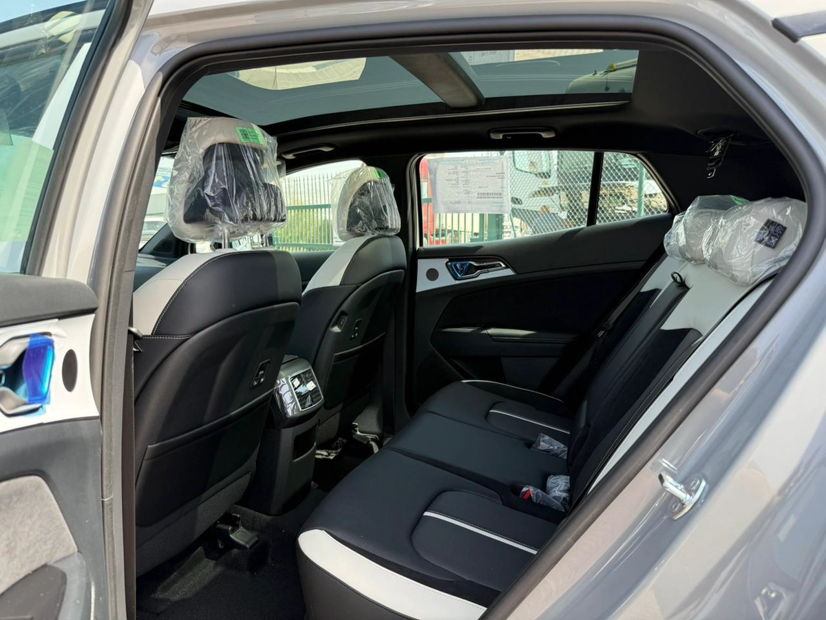 KIA SPORTAGE GT LINE GCC 2026-11-11