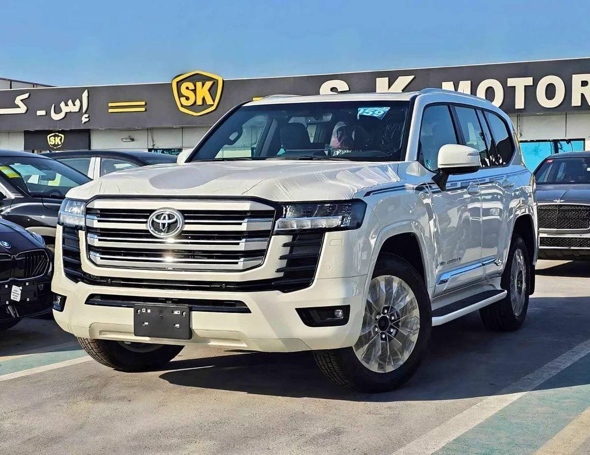 Toyota Land Cruiser GXR TWIN TURBO || 3.5L V6 PETROL | RR ENTERTAINMENT SCREEN | SUNROOF | FRONT PWR SEATS (CODE#GXR3M2)-1-0
