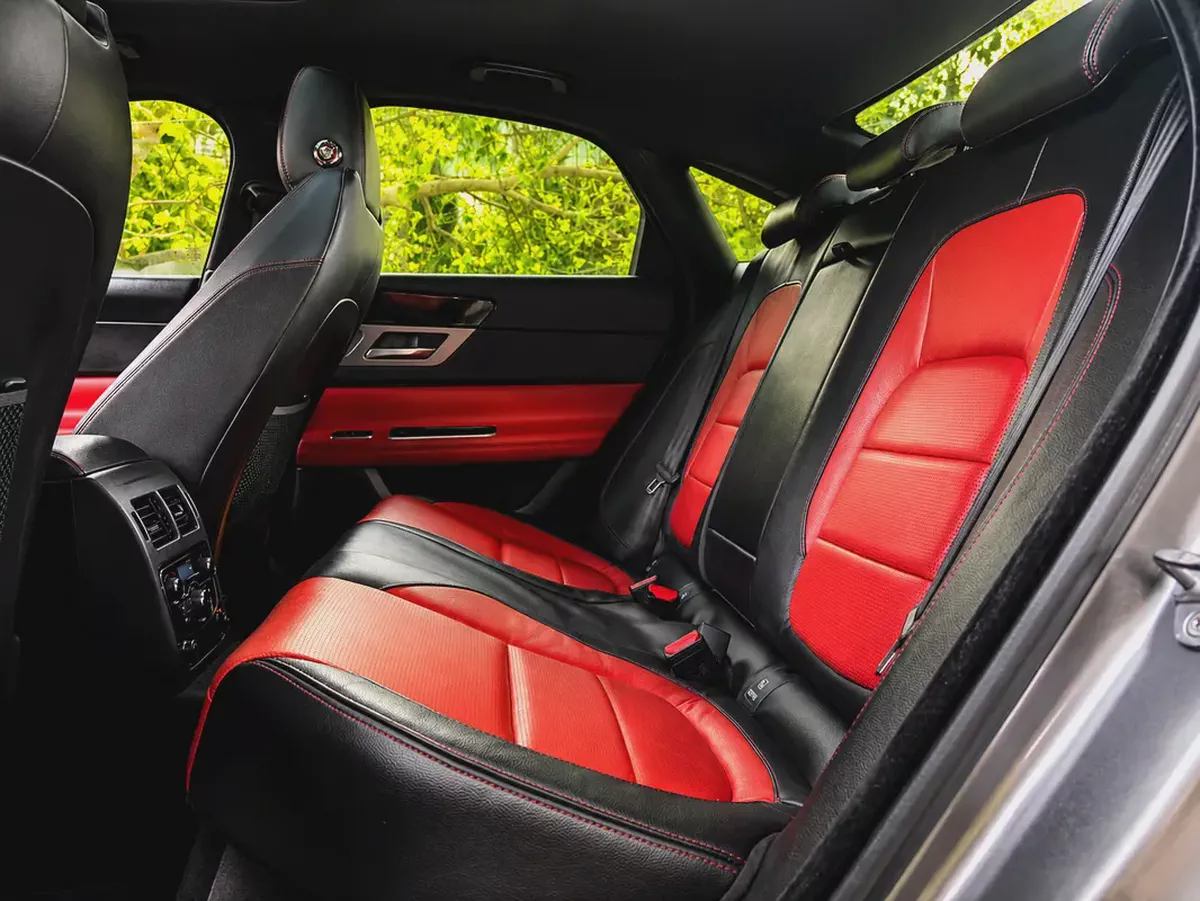 FSH Al TAYER | Jaguar XF V6 Supercharged R-Design | GCC Specs | Full Option-4-4