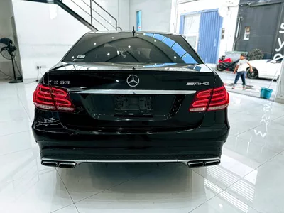 2010 Mercedes-Benz E 63 AMG 6.5L V8 // Cash / Credit Card-1