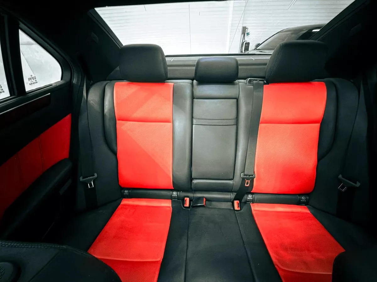 2010 Mercedes-Benz E 63 AMG 6.5L V8 // Cash / Credit Card-3-3