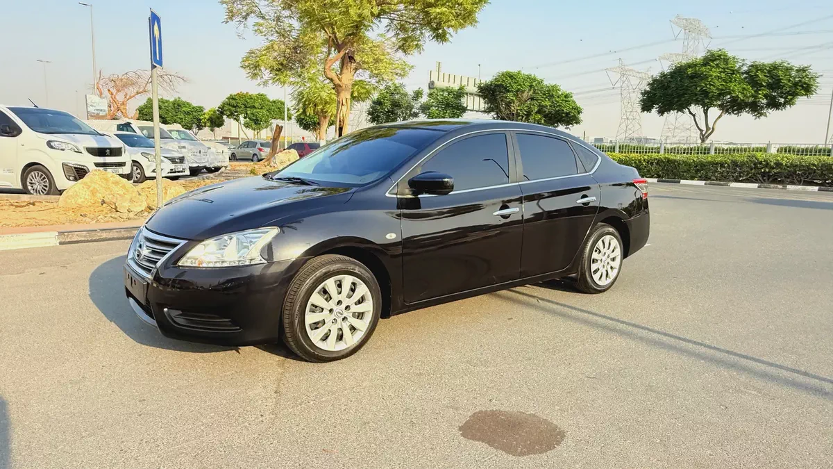Nissan Sentra 2020 model 1.6 GCC!  Excellent Condition-1-1